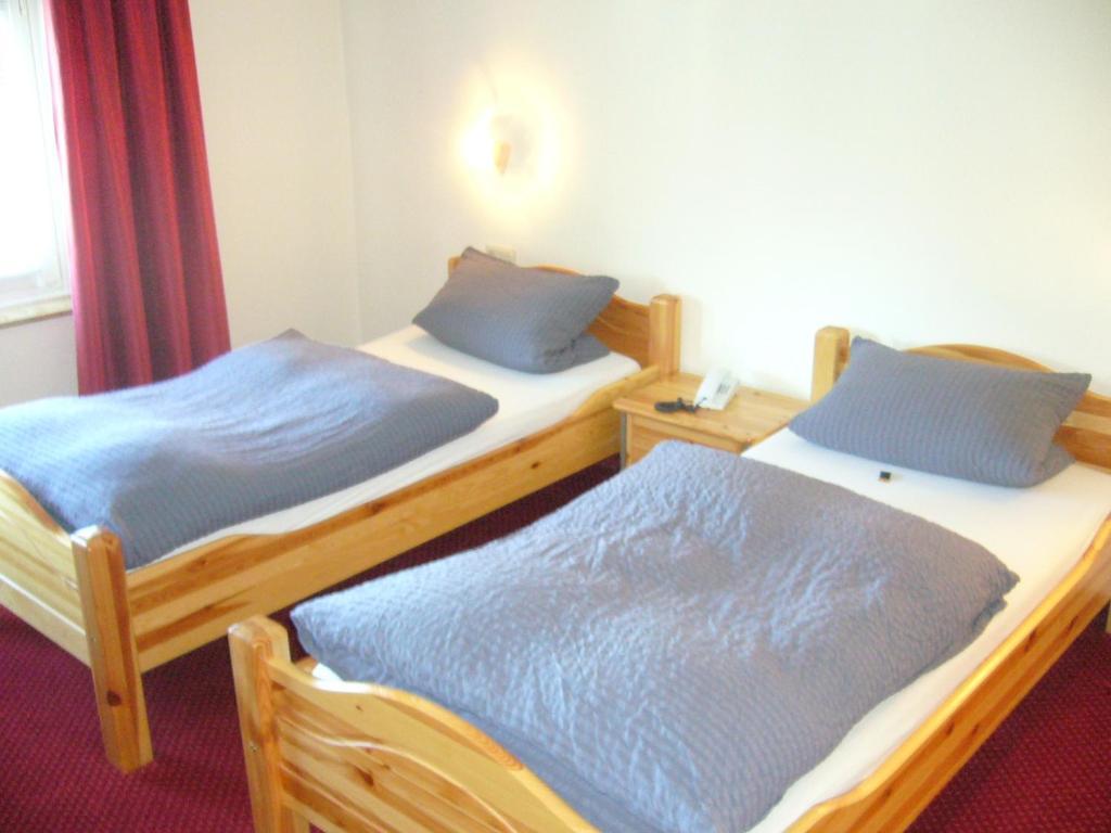 Hotel Theile Garni Gummersbach Habitación foto